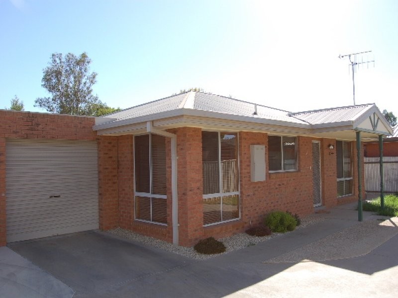 3/7 Gregory Street, Cobram VIC 3644