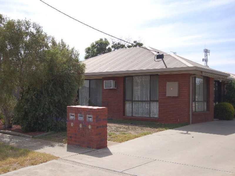 1/9 Oak Street, Cobram VIC 3644