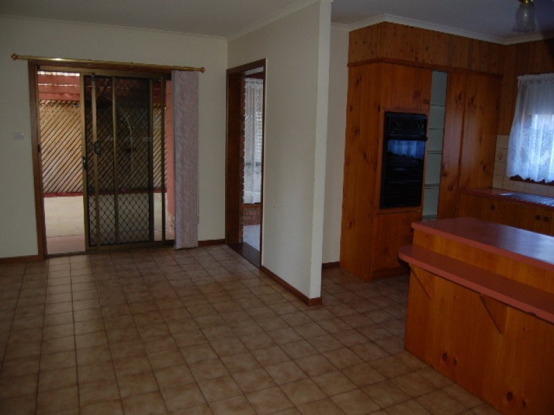 17 Kamarooka Street, Barooga NSW 3644