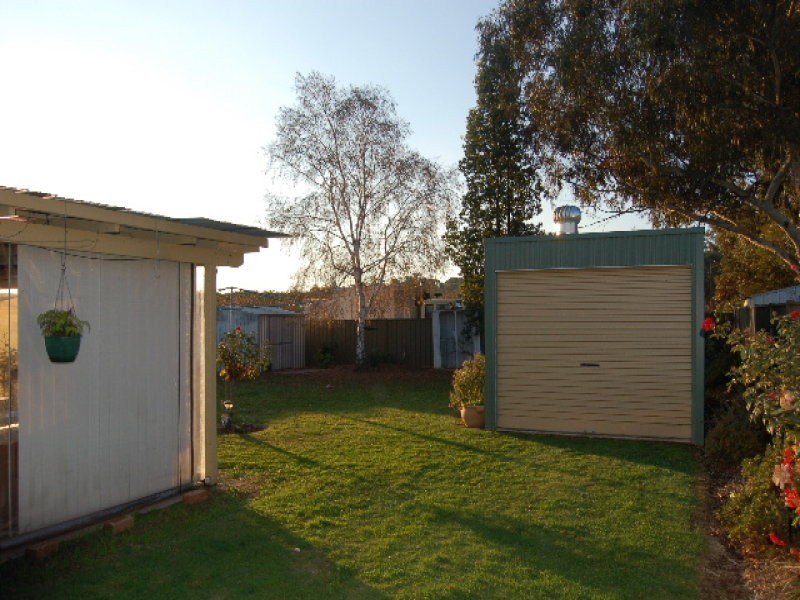9 Davey Street, Cobram VIC 3644