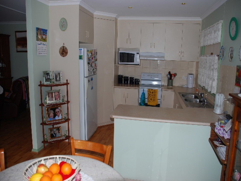 60 Lakeside Drive, Oasis Village, Cobram VIC 3644