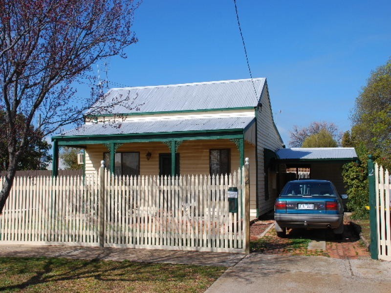 2 Oak Street, Cobram VIC 3644