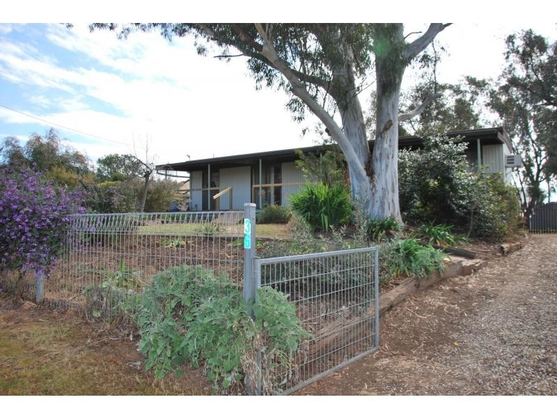 36 Kamarooka Street, Barooga NSW 3644