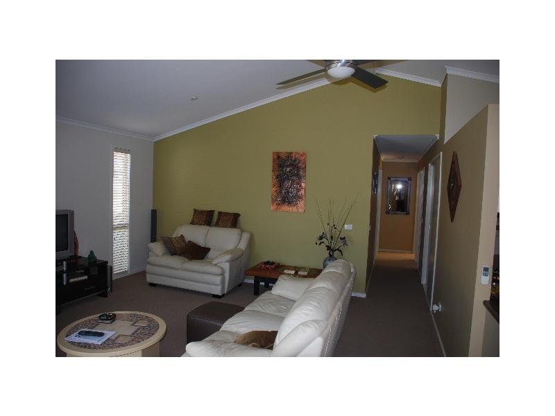 1 Kingfisher Drive, Murray Haven Drive, Tocumwal NSW 2714