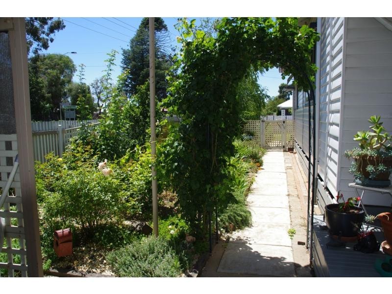 2 High Street, Cobram VIC 3644