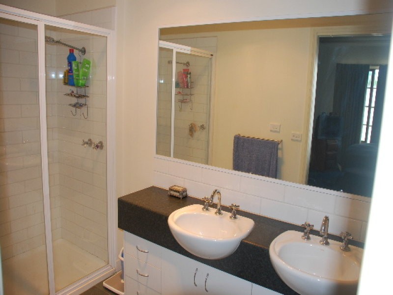 8 Scenic Drive, Cobram VIC 3644