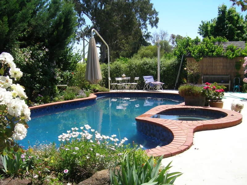 14 Bridge Street, Tocumwal NSW 2714