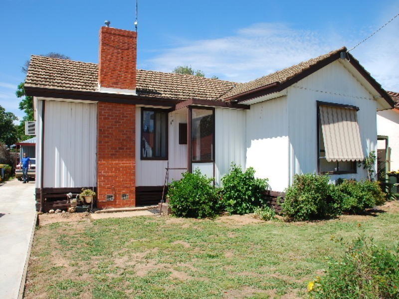 14 Ashton Street, Cobram VIC 3644