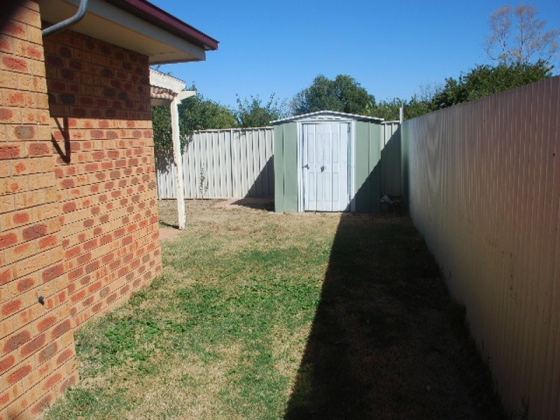 3/2 Horner Street, Cobram VIC 3644