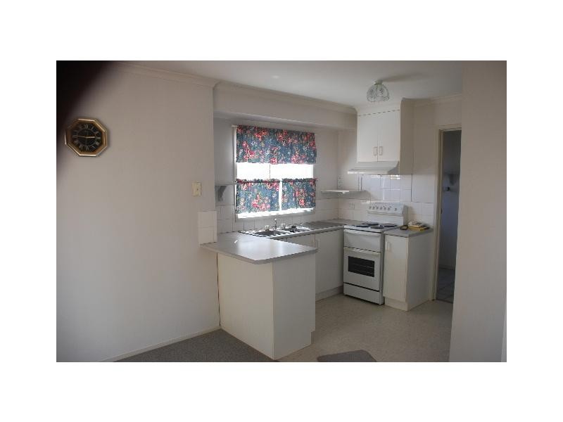 3/2 Horner Street, Cobram VIC 3644