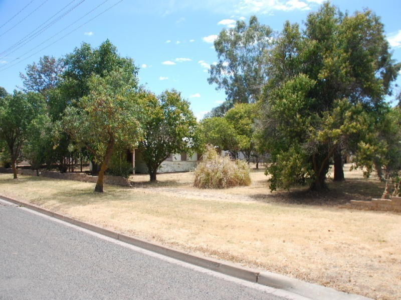 16-18 Hughes Street, Barooga NSW 3644