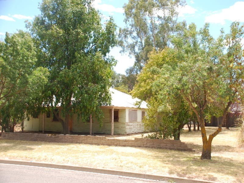 16-18 Hughes Street, Barooga NSW 3644