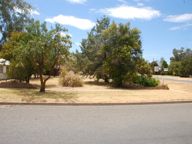 16-18 Hughes Street, Barooga NSW 3644