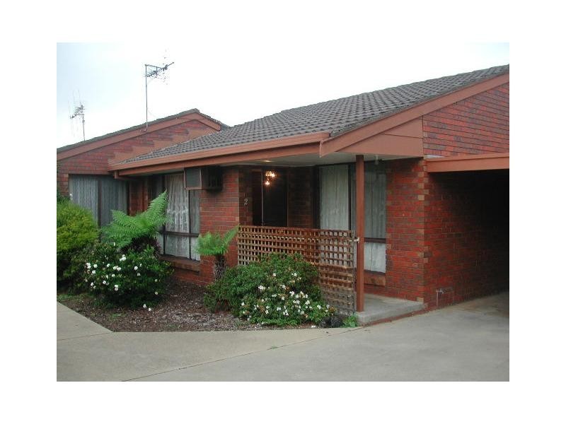 Unit 2/19 Punt Road, Cobram VIC 3644