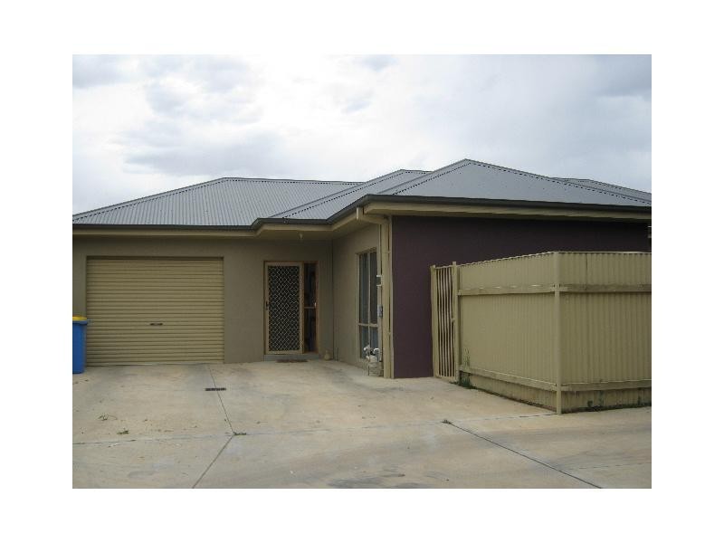 9B Punt Road, Cobram VIC 3644