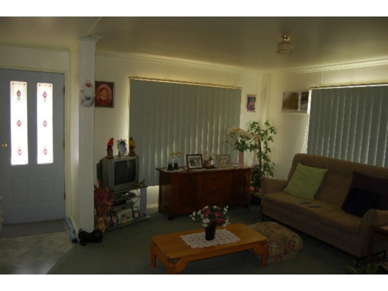27 Hughes Street, Barooga NSW 3644