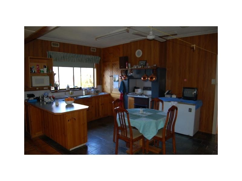 15 Lisfarron Avenue, Cobram VIC 3644