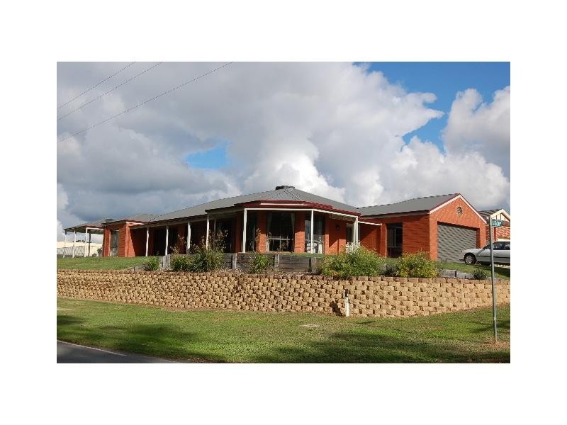 1 Bisogni Drive, Cobram VIC 3644