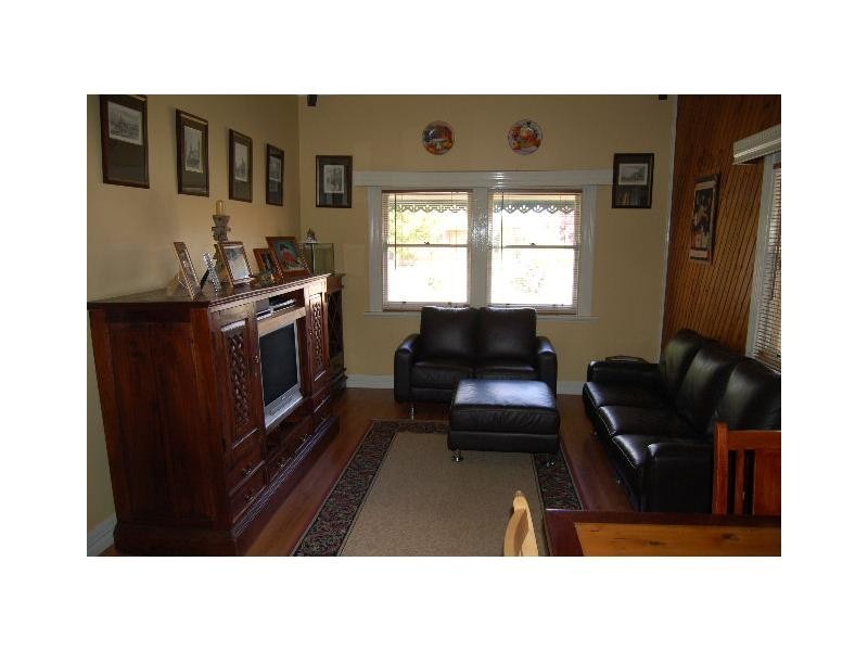 21 Oak Street, Cobram VIC 3644