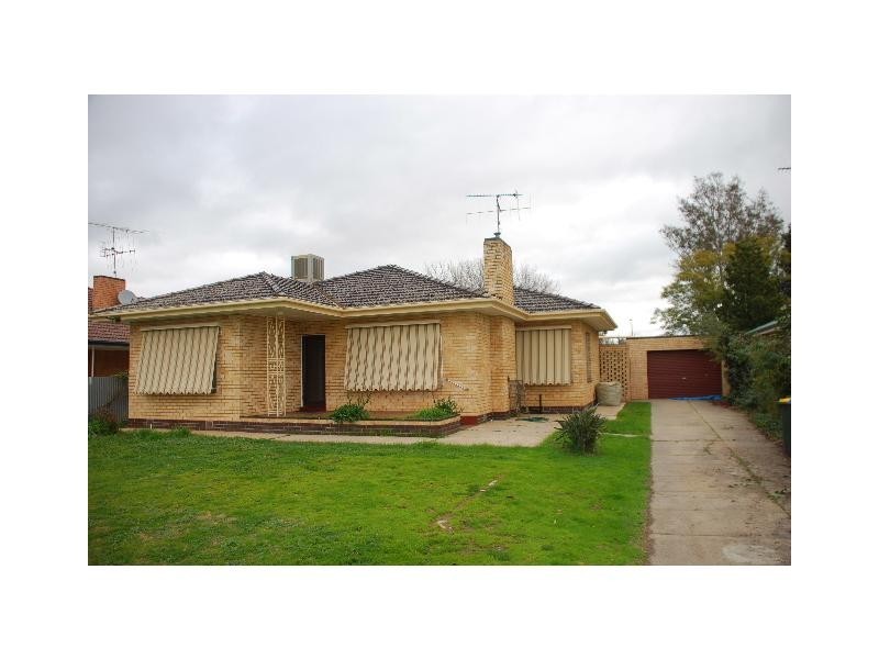 4 Yanco Court, Cobram VIC 3644