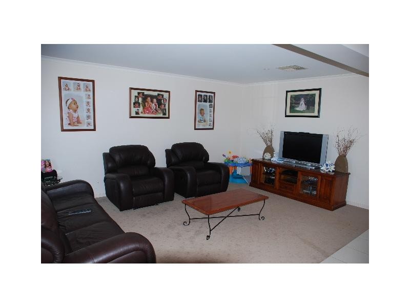 10 Dudley Park Lane, Cobram VIC 3644
