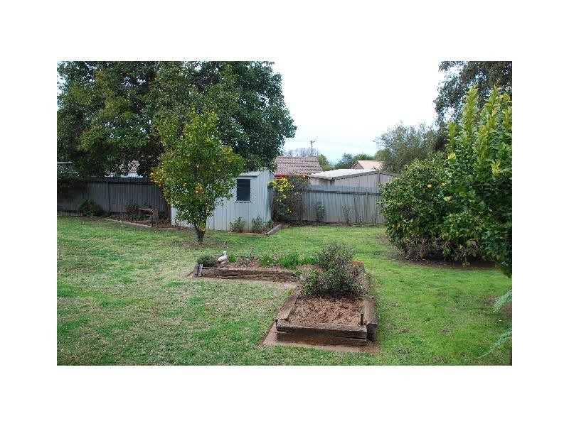 21 Brooks Avenue, Barooga NSW 3644