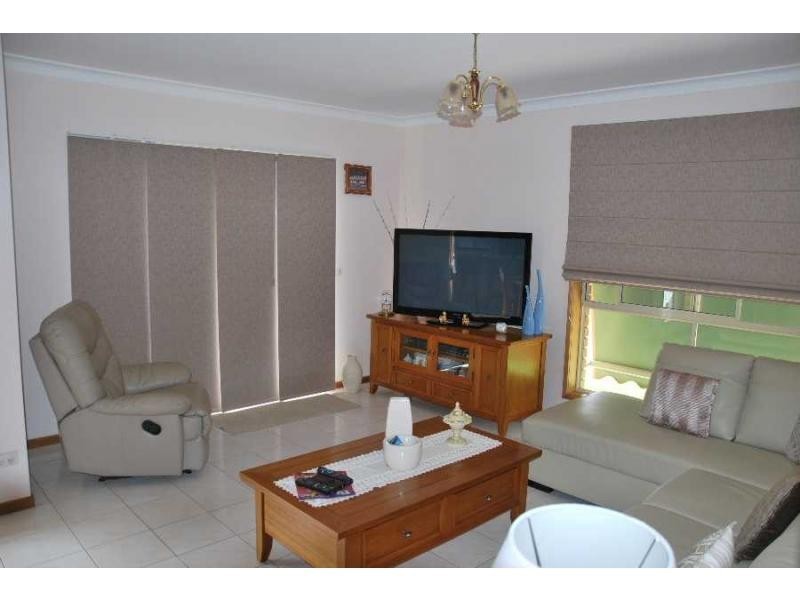 4 Apricot Circuit, Cobram VIC 3644