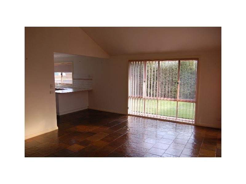 8 Murray Heights, Cobram VIC 3644