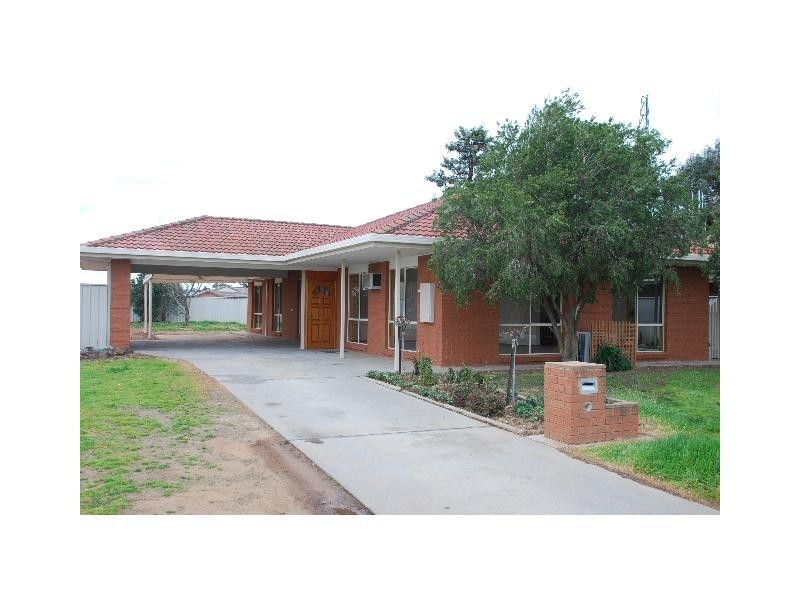 4 Francis Drive, Cobram VIC 3644