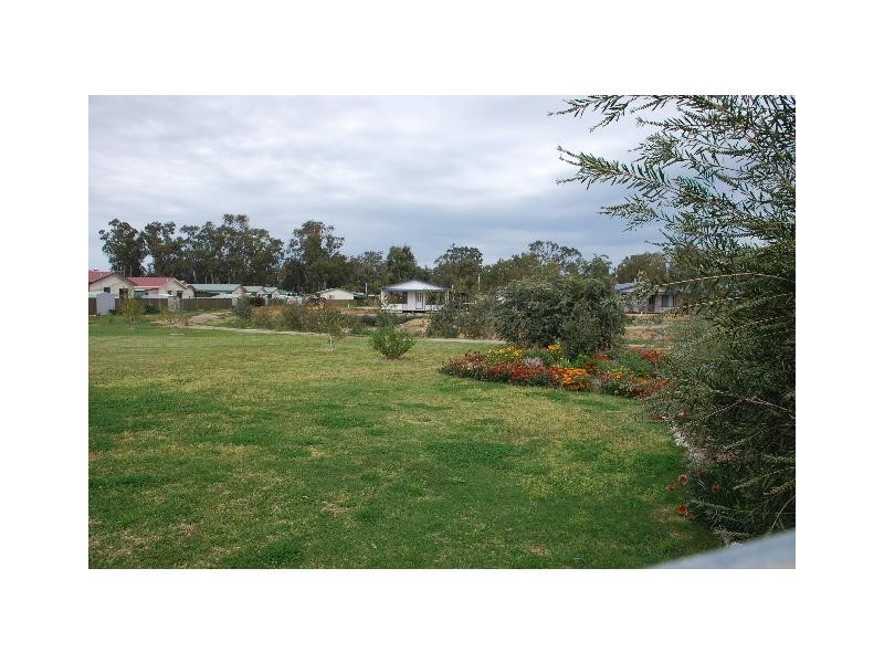 167 Lakeside Drive, Oasis Village, Cobram VIC 3644