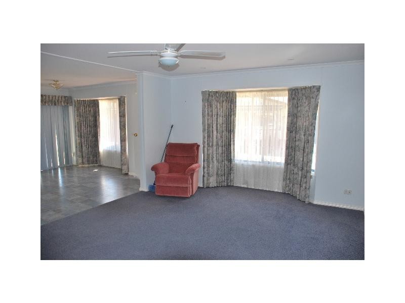 155 Lakeside Drive, Oasis Village, Cobram VIC 3644
