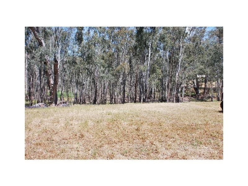 19 Barooga Road, Tocumwal NSW 2714