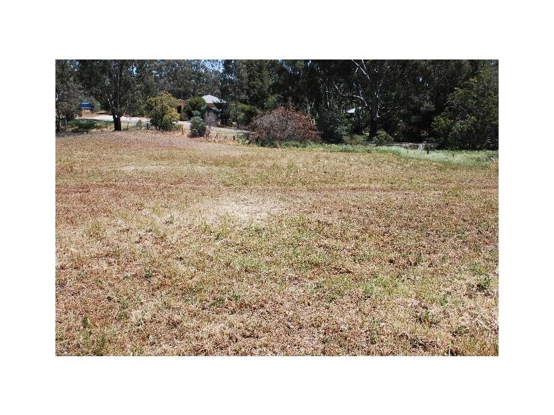 19 Barooga Road, Tocumwal NSW 2714