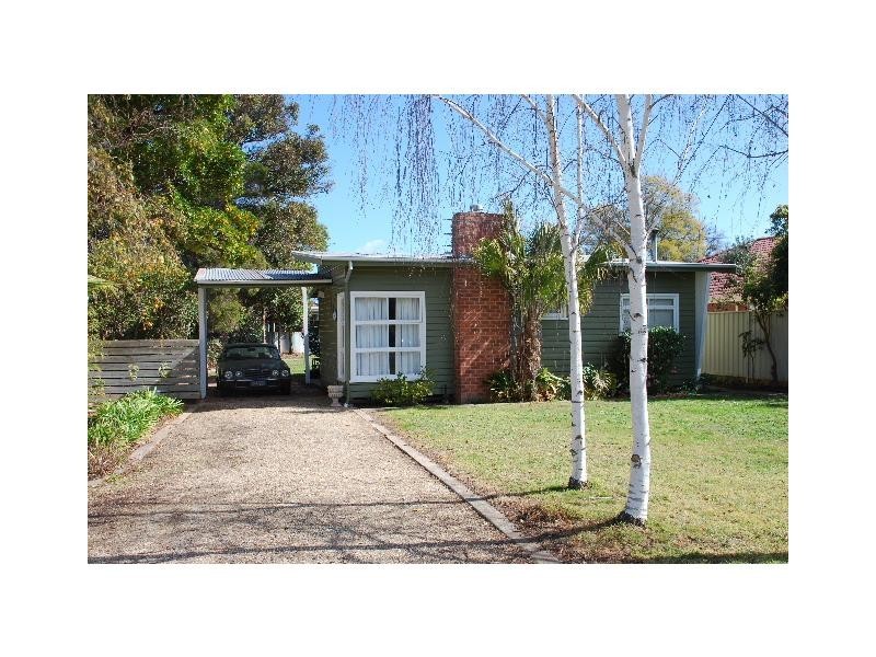 35 Wirbil Street, Cobram VIC 3644