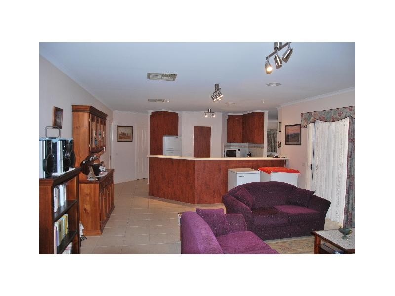 35 Sturt Street, Cobram VIC 3644