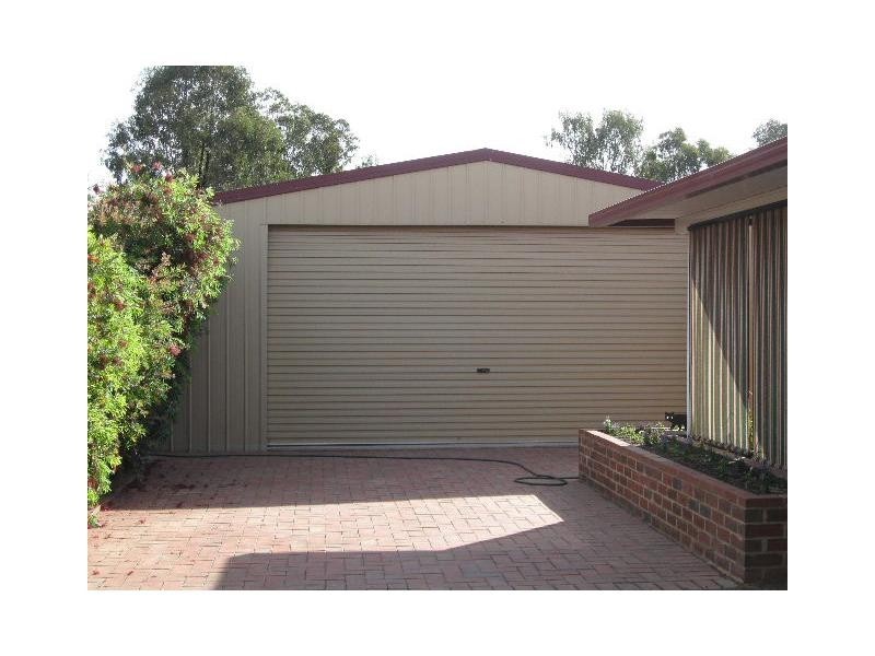 35 Sturt Street, Cobram VIC 3644