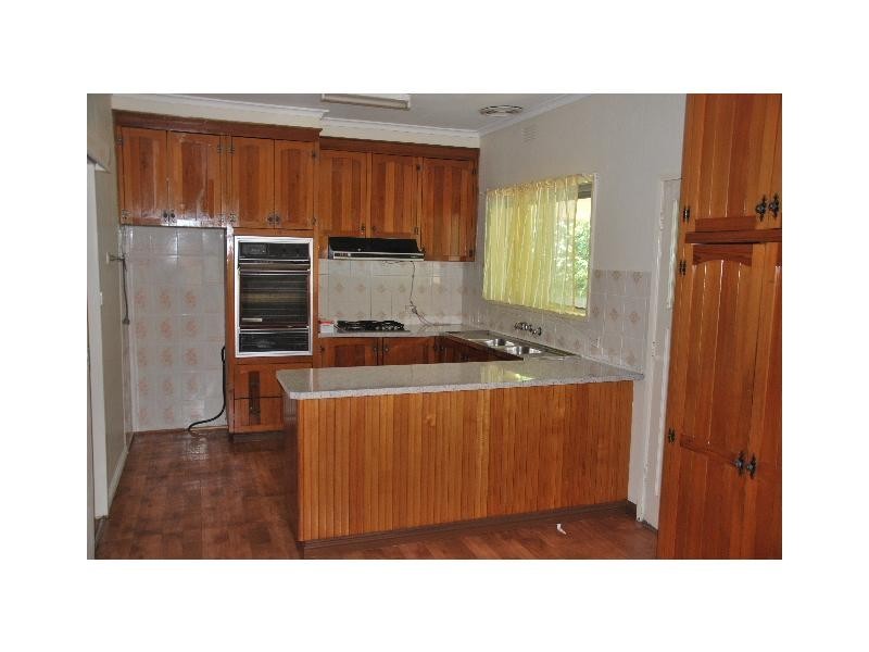 27 Wirbil Street, Cobram VIC 3644