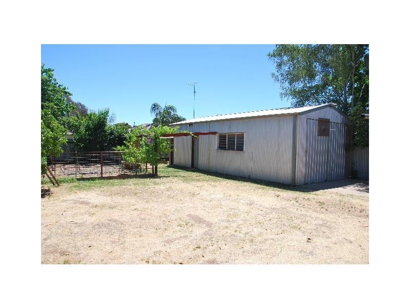 27 Wirbil Street, Cobram VIC 3644