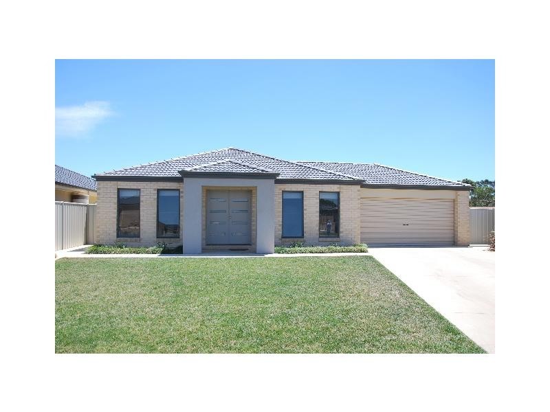18 Nicolina Street, Cobram VIC 3644