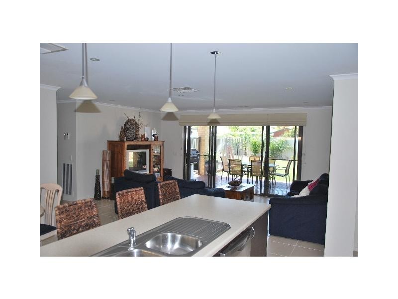 18 Nicolina Street, Cobram VIC 3644