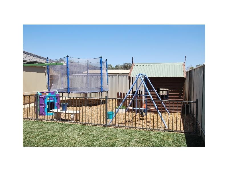 18 Nicolina Street, Cobram VIC 3644