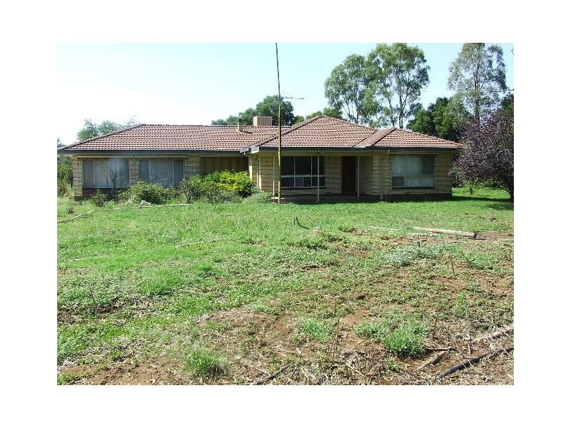 849 Barnes Road, Katamatite VIC 3649