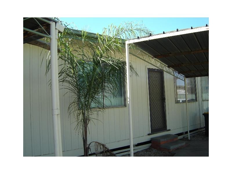 Unit 2/8 Gemmell Street, Cobram VIC 3644