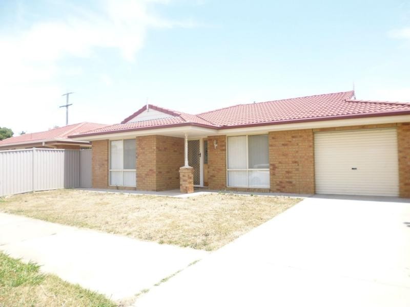 5D William Street, Cobram VIC 3644