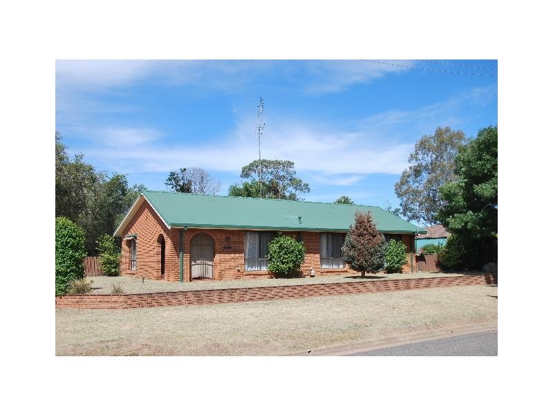 61 Collie Street, Barooga NSW 3644
