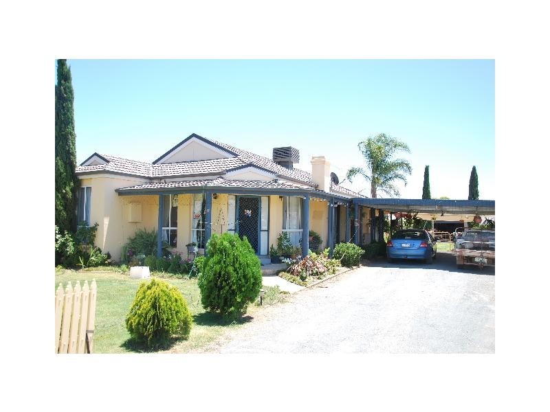 17 Hotchin Street, Katamatite VIC 3649