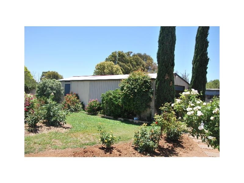17 Hotchin Street, Katamatite VIC 3649