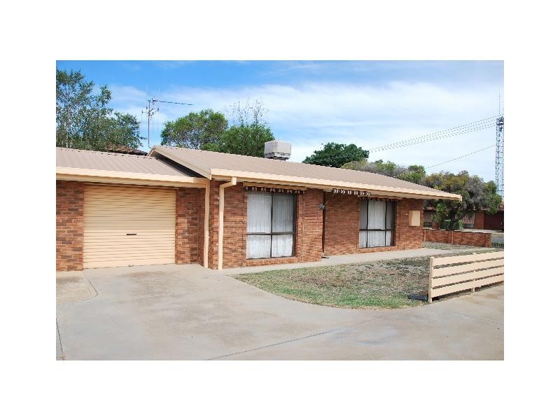 1/10 Bank Street, Cobram VIC 3644