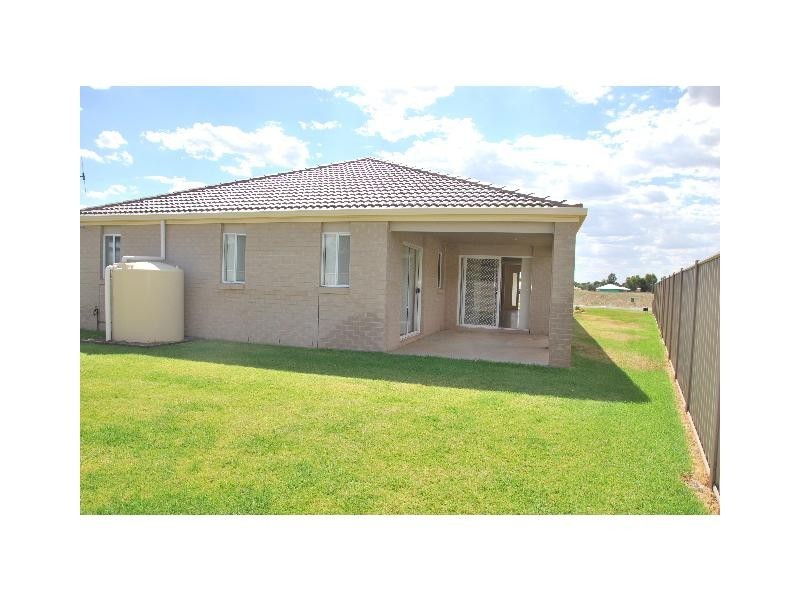 3 Mavis Steward Drive, Barooga NSW 3644