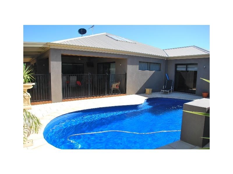 2 Rio Vista Court, Cobram VIC 3644